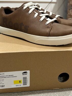 Roots Women’s Brown Leather Low-Top Sneakers with White Soles